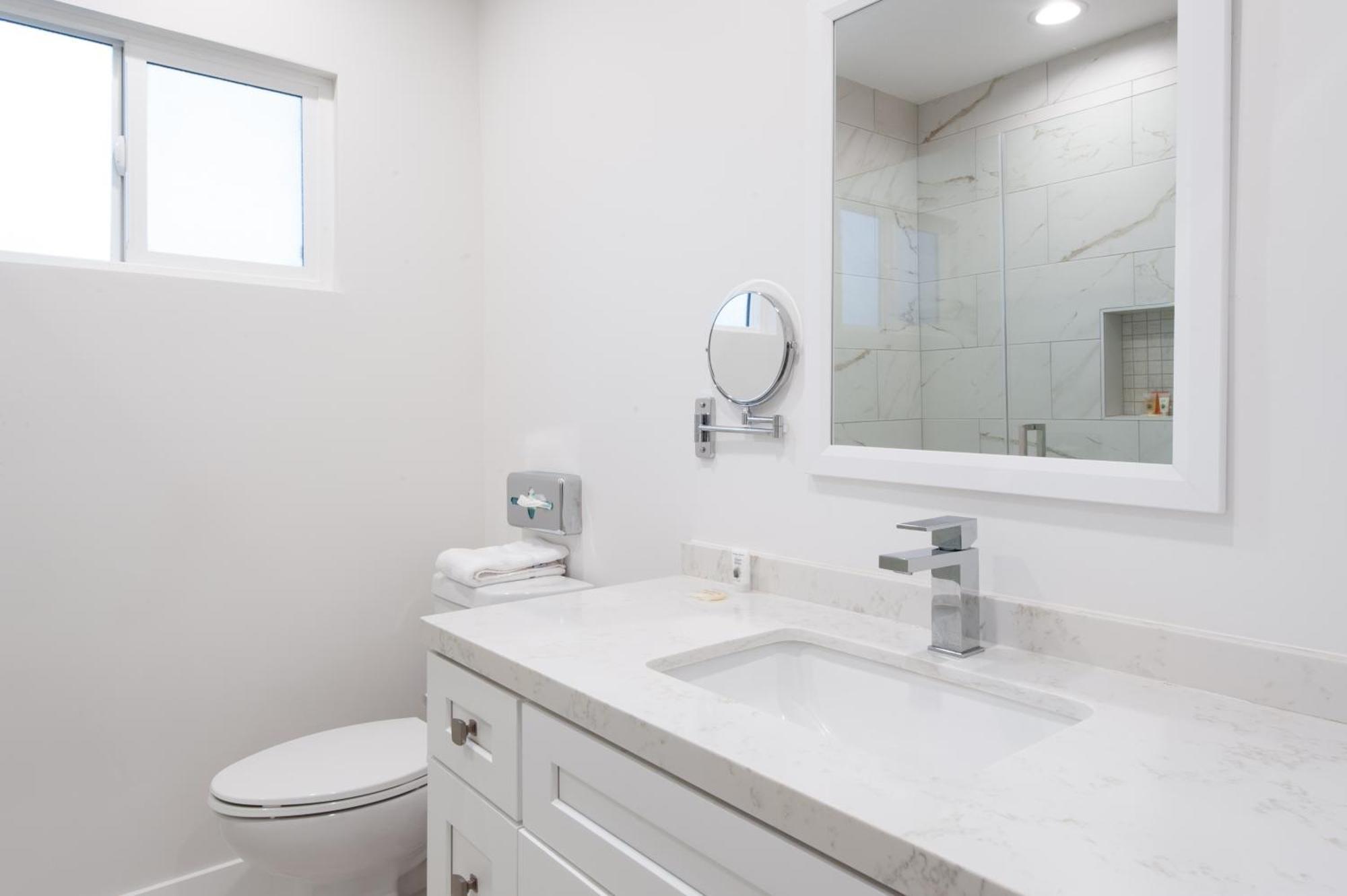 Studio City Court Yard Hotel Екстериор снимка
