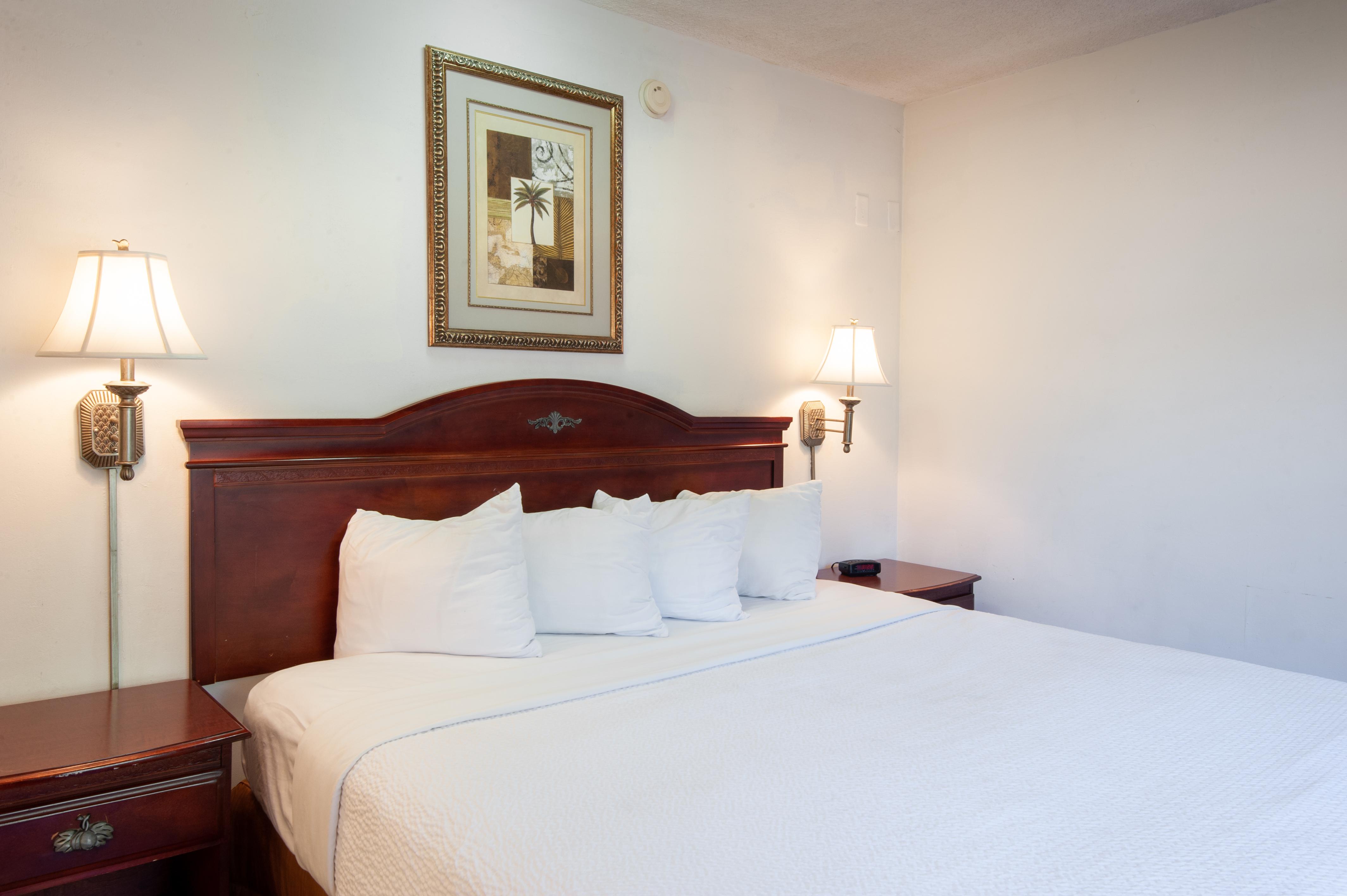 Studio City Court Yard Hotel Стая снимка